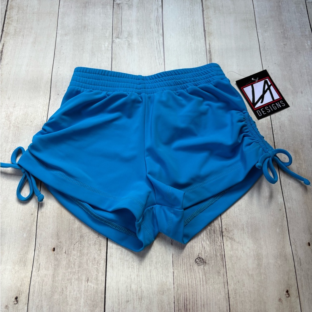 LA Designs child medium shorts